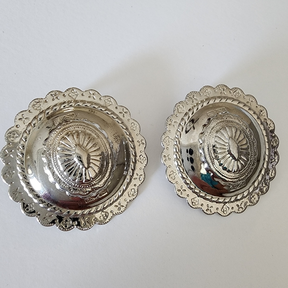 Silvertone Western Earrings Pierced